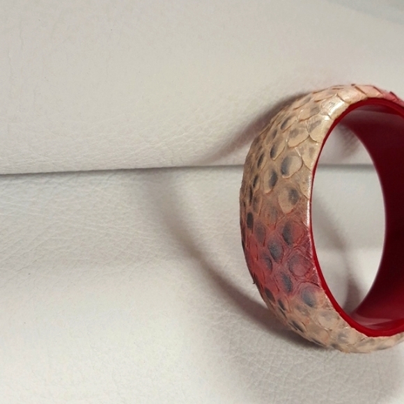 Hand Painted/ Python Snakeskin Chunky Bangle Bracelet / Pink/ Red - Picture 2 of 15